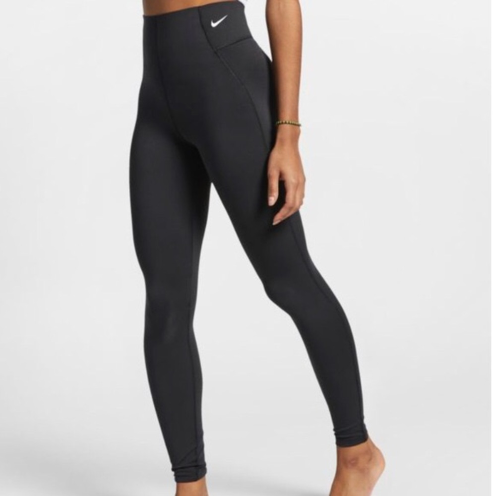 Nike Sculpt Victory Leggings